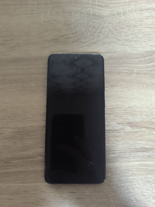 Обменяю телефон самсунг галакси s20