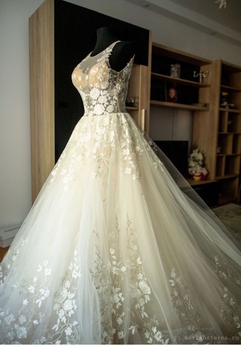 Rochie Mireasa Oksana Mukha
