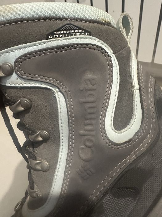 Продам аргинальни ботинки Columbia