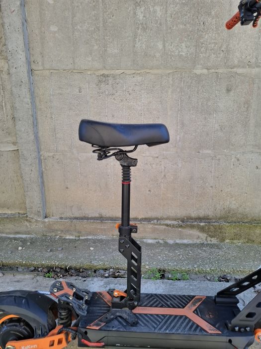Vând trotineta kukirin g2 max se vinde cu toate accesoriile