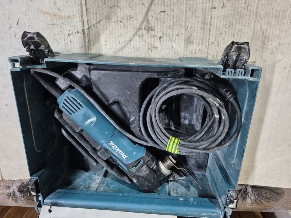 Multimaster mumticuter Makita TM 3010 c