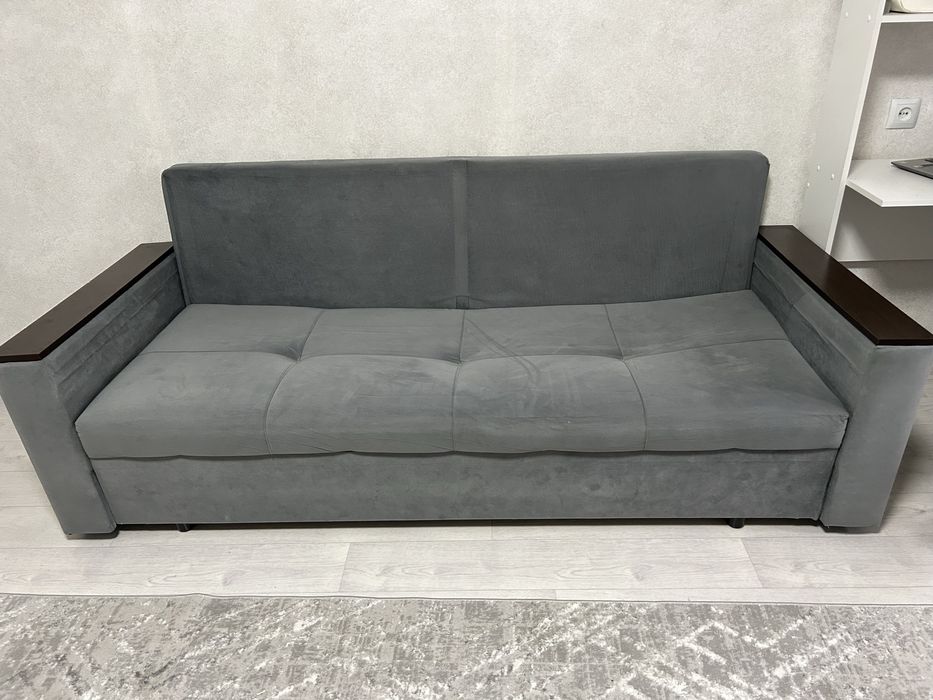 Диван в отличном состоянии