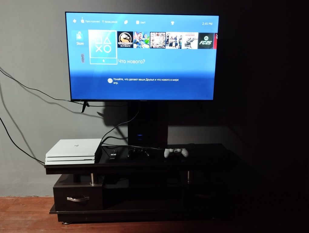 Plesteshin 4 pro 1 Tb sotiladi.