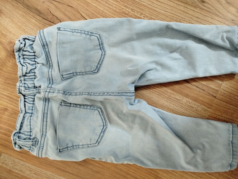 Дънки Zara за малка госпожица