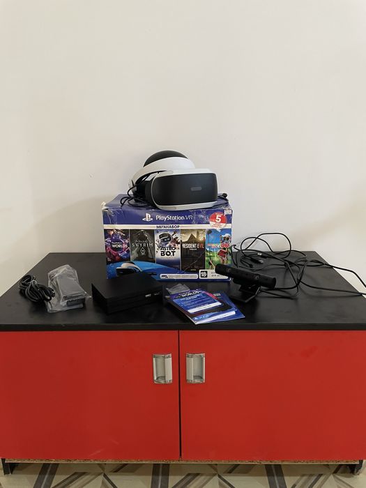 PlayStation VR — комплект как новый!