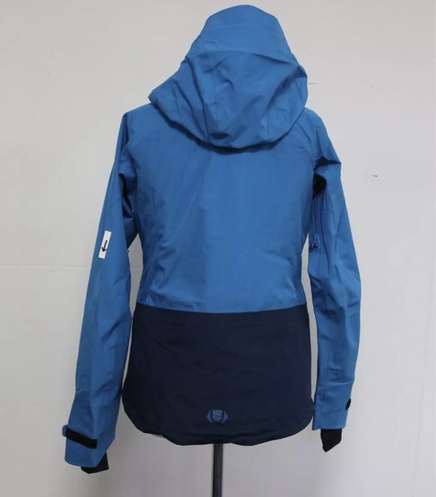 Geaca impermeabila dama UNTRAKT OBSIDIAN 3L XS mammut ortovox dynafit
