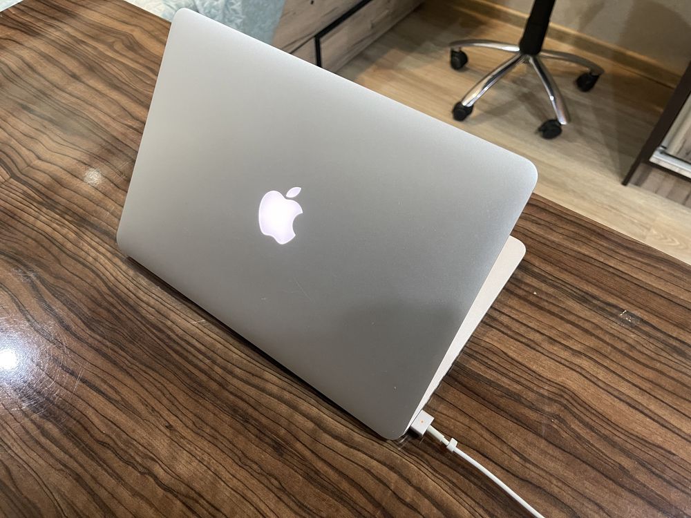 * Apple MacBook PRO 13 Retina! A1425 Custom! Core i7 SSD 512GB в идеал