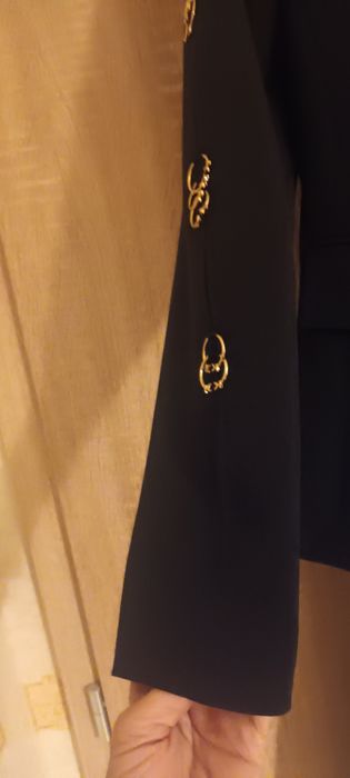 Елегантно сако на марката Кенсол