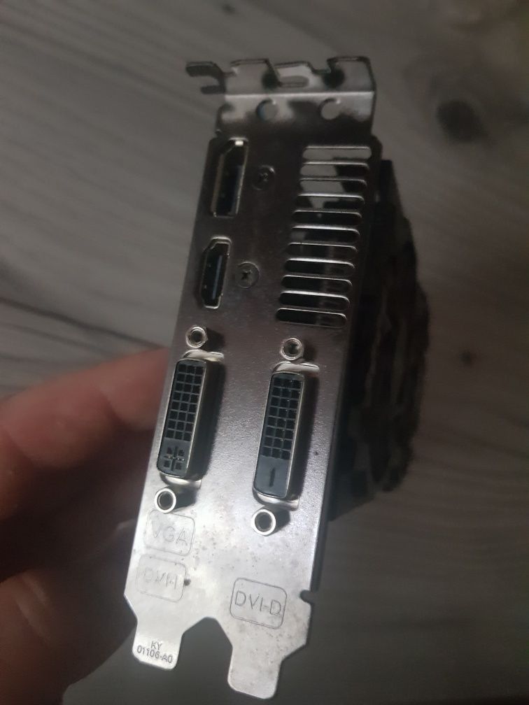 Placa Video Asus Radeon R9 270 2gb Gaming