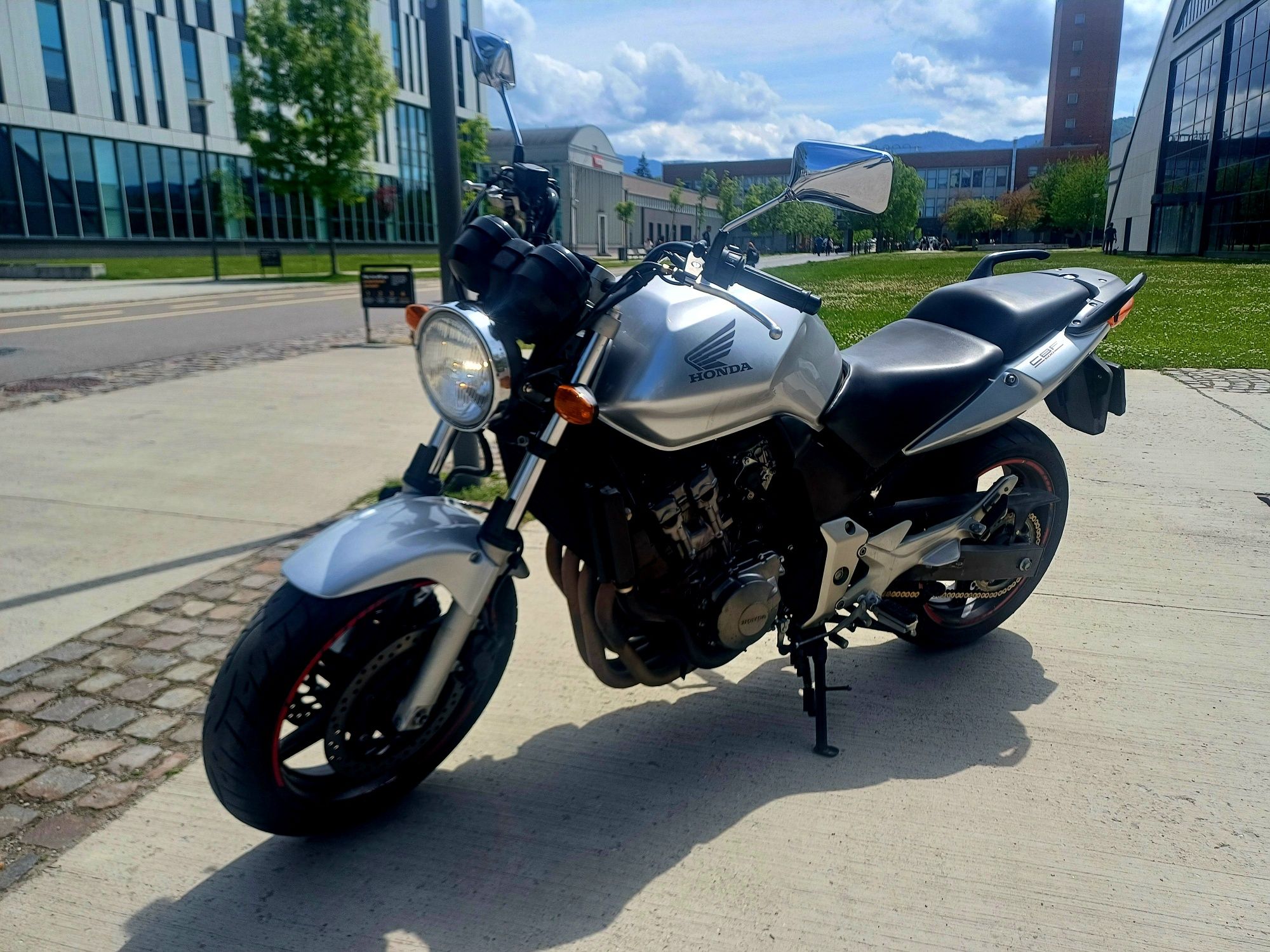 Honda Hornet CBF600N, stare foarte buna!