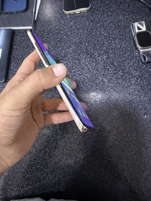 samsung s10+5G pamit 8.256g holati yahwi oqip tel qlila
