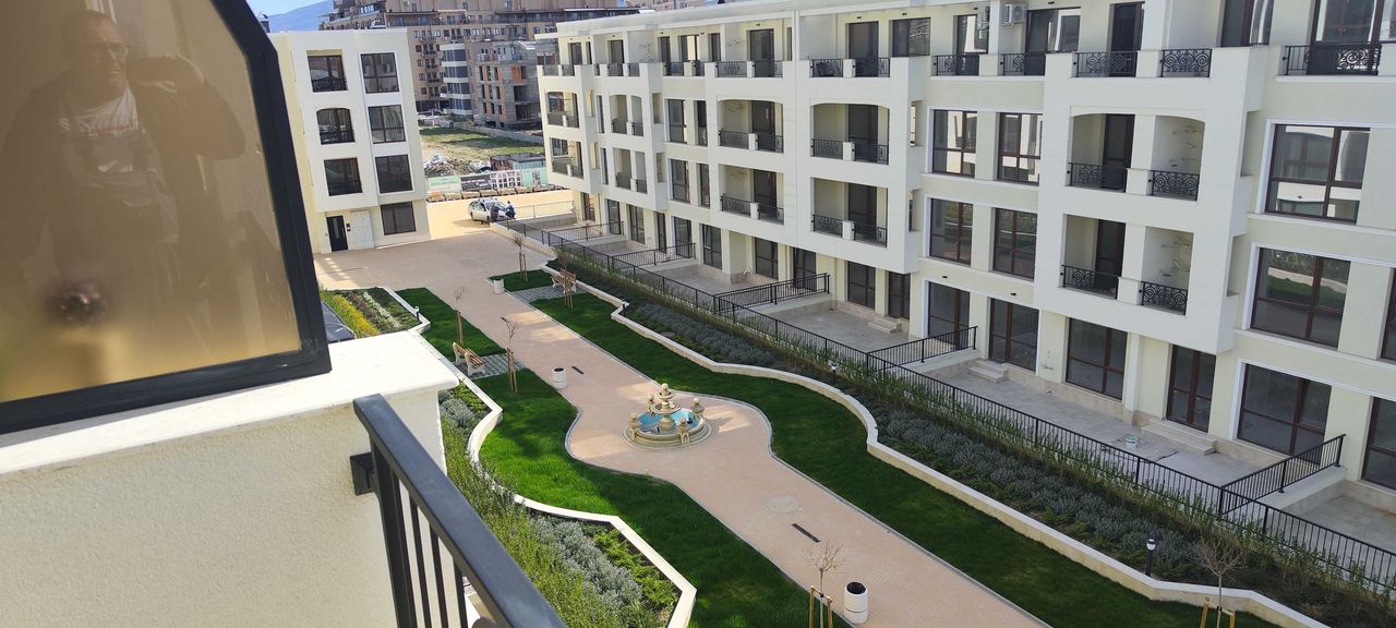 Продава се Двустаен апартамент в Пловдив, Христо Смирненски - 75 кв.м за 1667 €/кв.м - Снимка #9