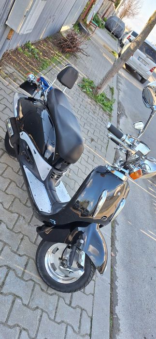 Scuter   (PROPIETAR)