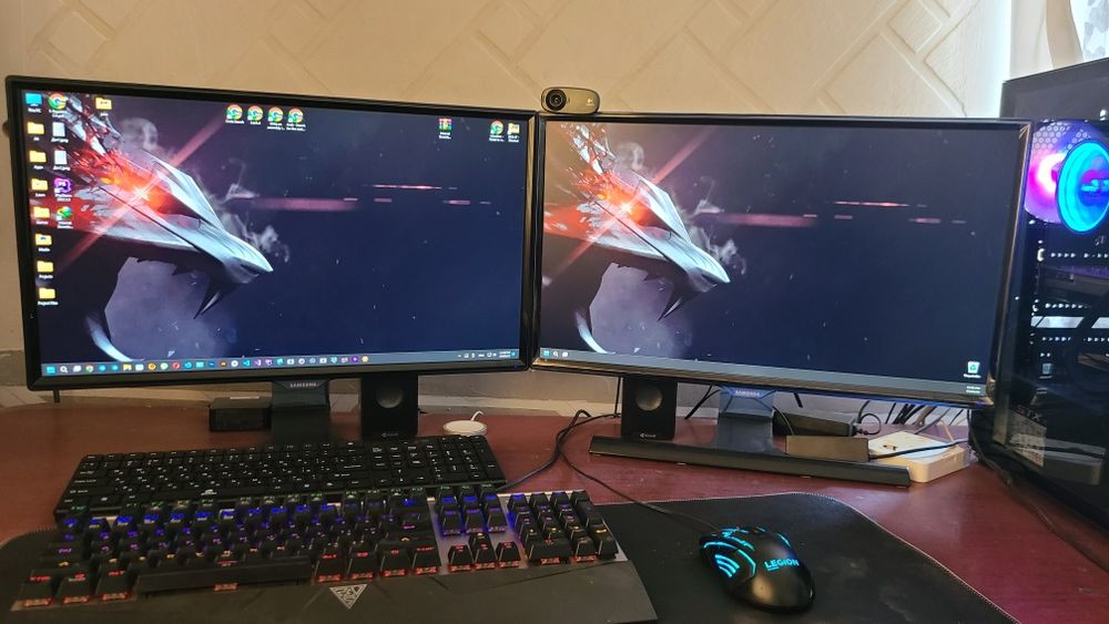 Samsung 24"kompyuter monitor sotiladi