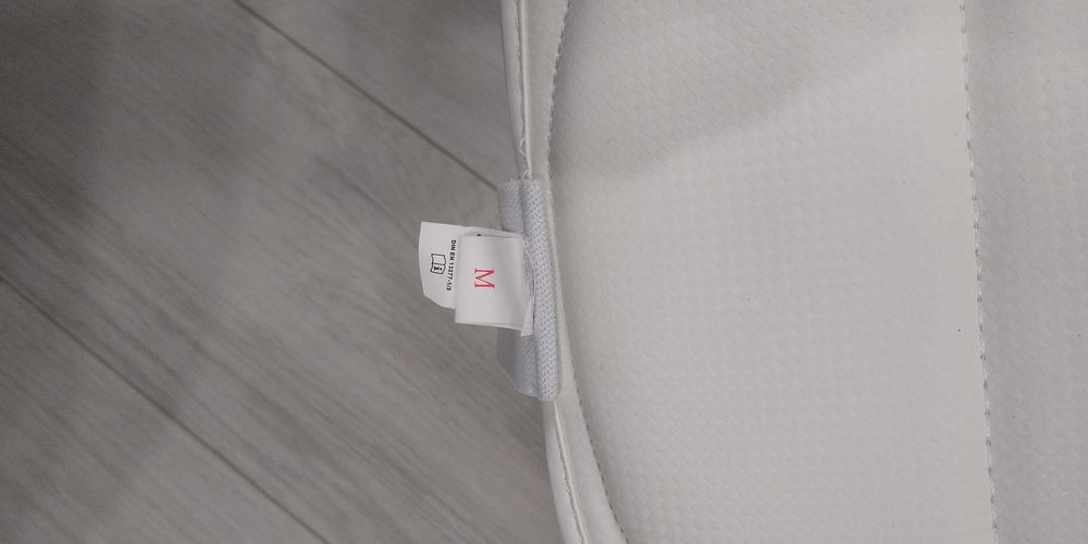 Каска и протектор за тяло-нови със  сертификат за карате Kyokushin.