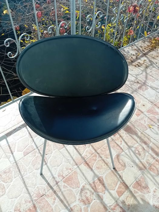 Кожен стол в добро състояние