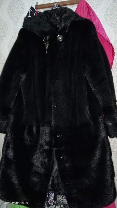 Шуба норковая, продам