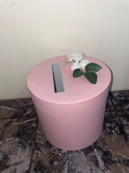 Сватбени кутии за пари и подаръци