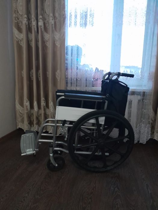 Продается инвалидная коляска