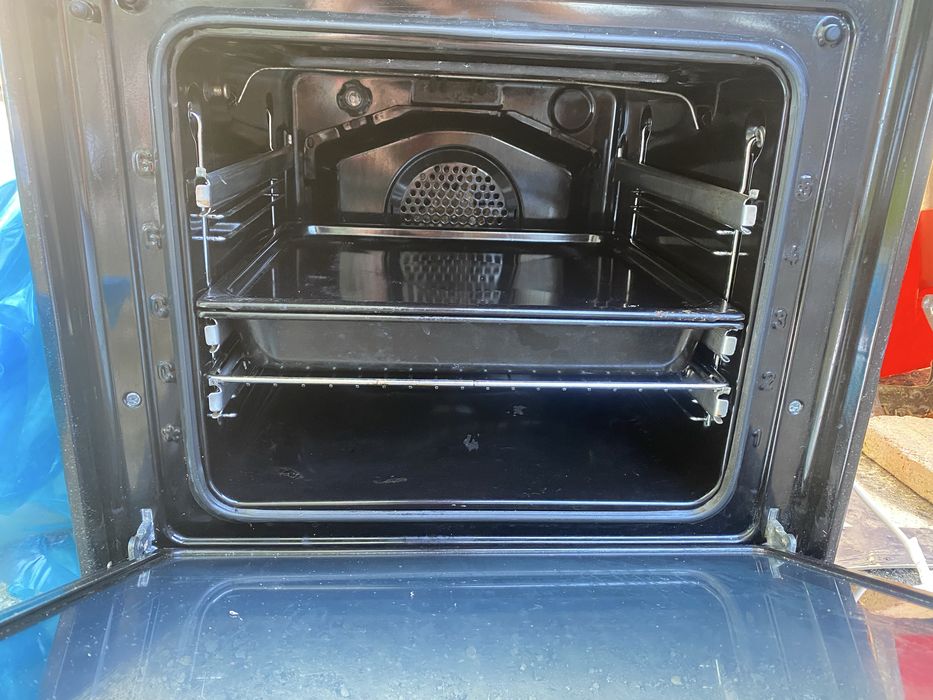 Cuptor electric Gorenje + plita gaz Candy - incorporabile