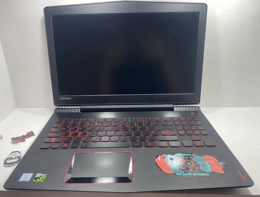 Laptop Gaming Lenovo Legion Y520-15IKBN cu procesor Intel Core® i5-730