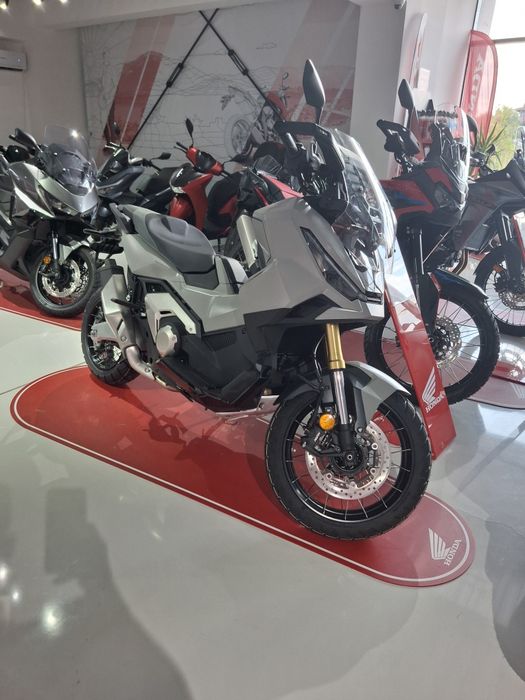 Vand Honda XADV 750 model 2025