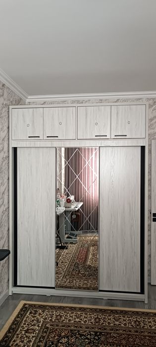 Mebel sotiladi srochni