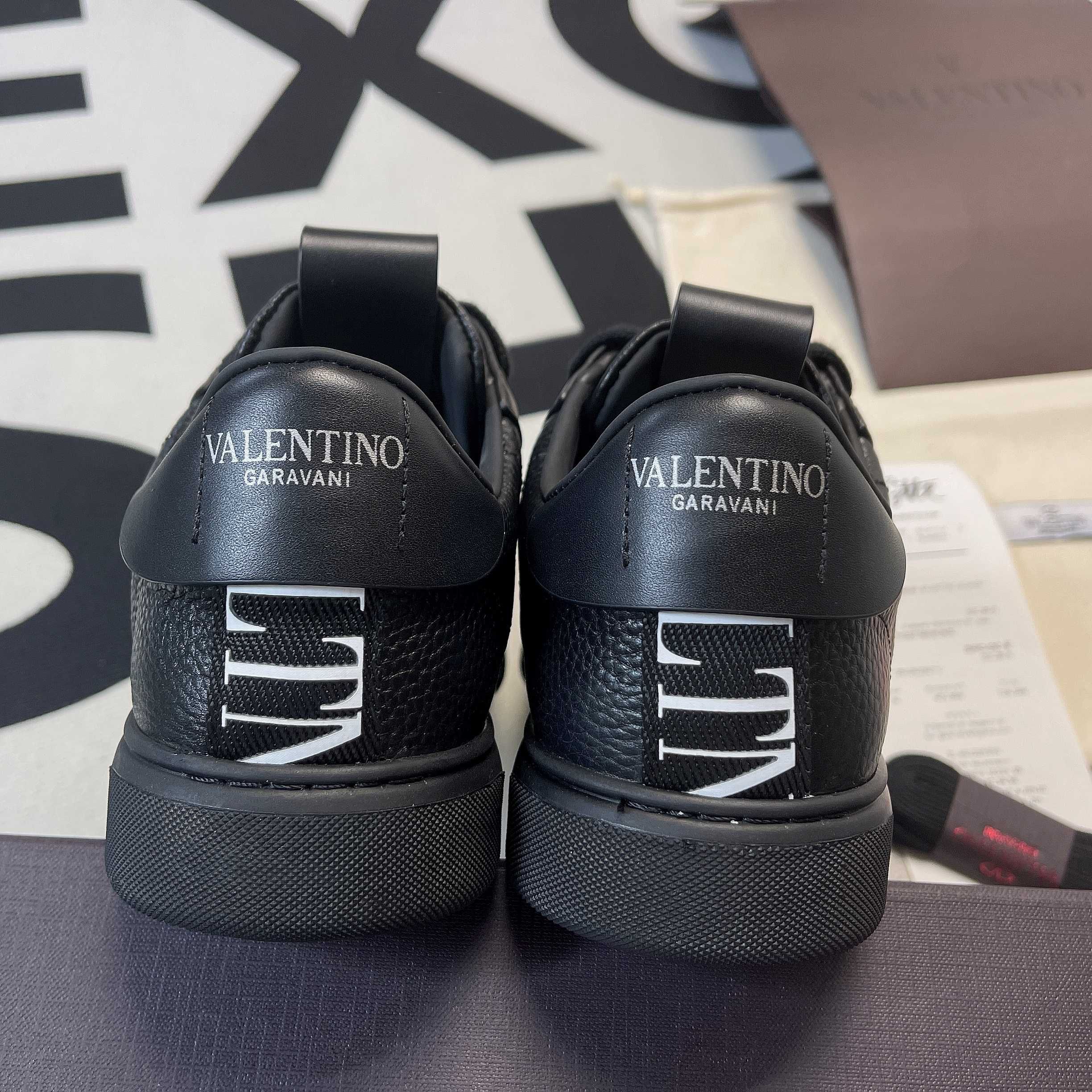 Valentino VL7N sneakers