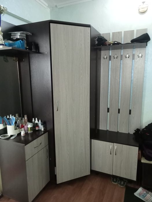 Прихожая. В хорошем состоянии.