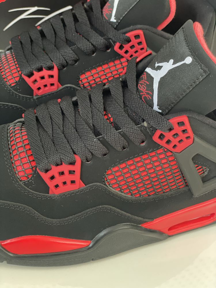 Air Jordan 4 Retro Red Thunder Black