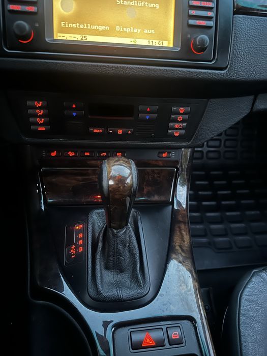 BMW E53 3.0 Бензин 231 к.с 218000км реални 2002г
