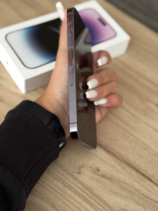 iPhone 14 pro.