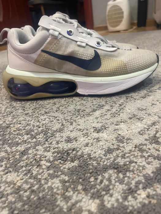 Маратонки Nike 37  номер
