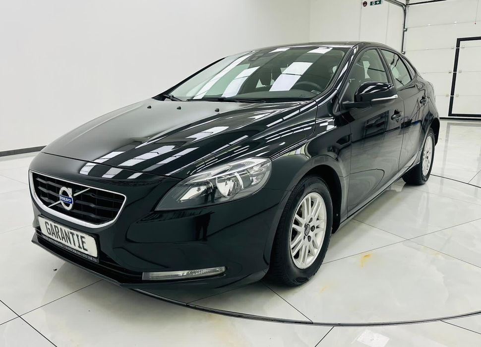Volvo V40 2015 1.6D E5 Grantie 12 Luni Rate Avans 0 Doar Cu Buletinul
