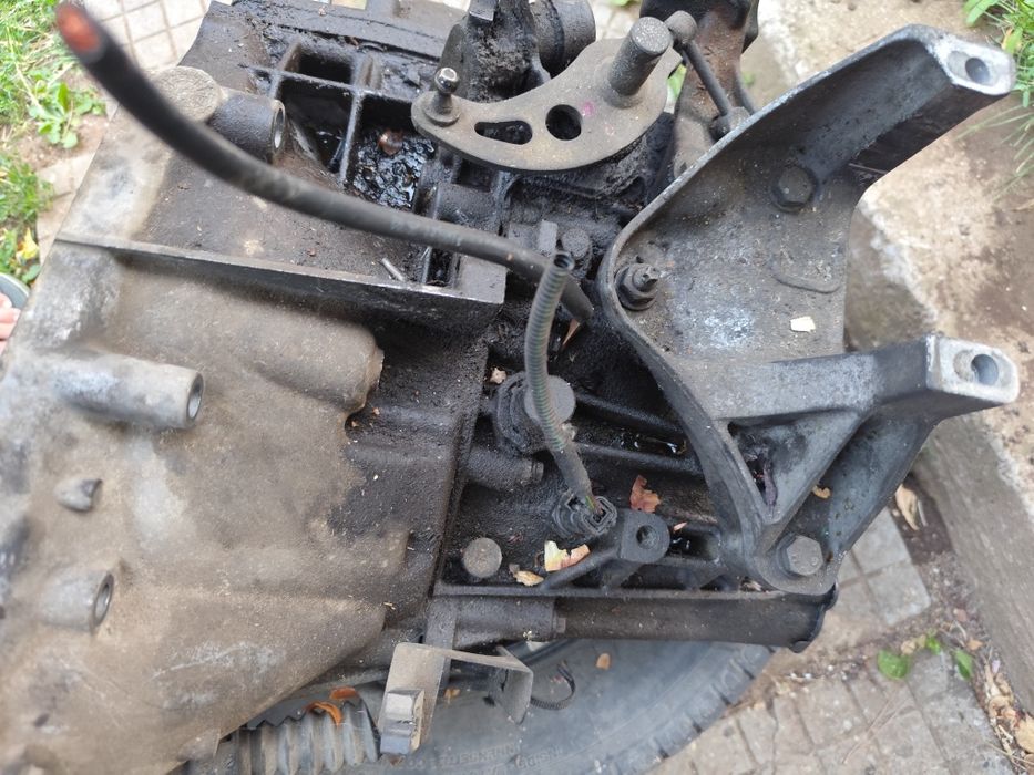 Пежо 407 Ръчна петстепенна скоростна кутия