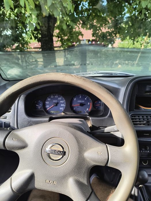 Nissan navara d22