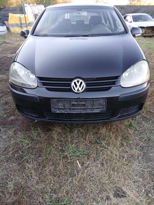 Dezmembrez  vw golf 5