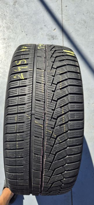 245 40 20 Hankook m+s