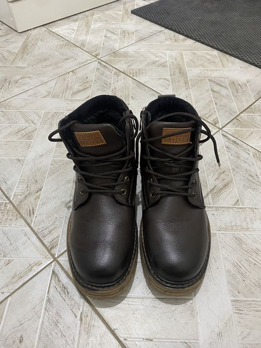 Продам обувь 43 размер