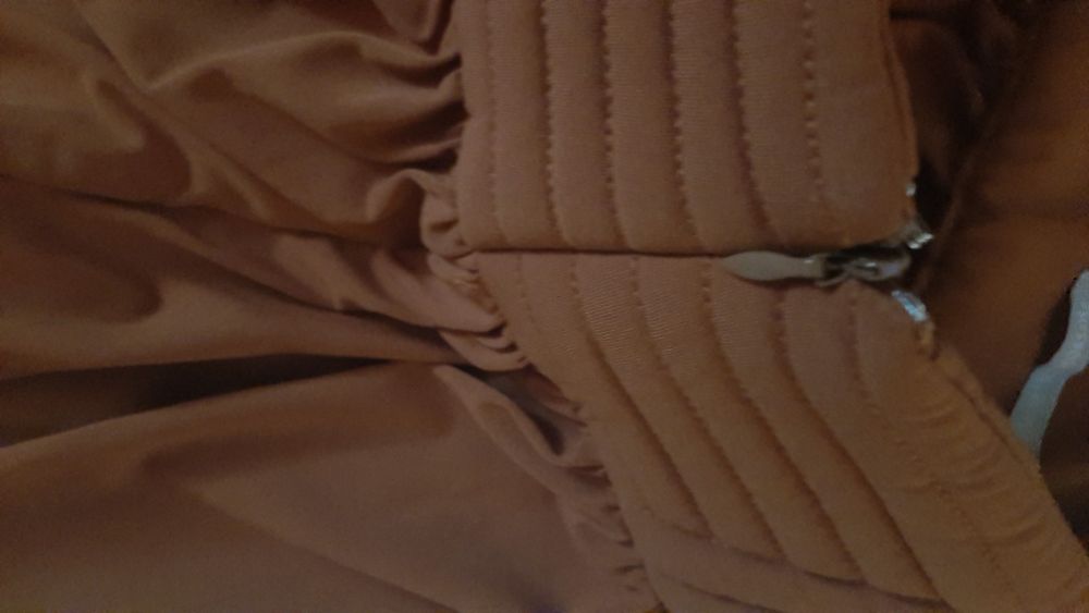 Fusta lunga marimea 40,noua fara eticheta de culoare maro