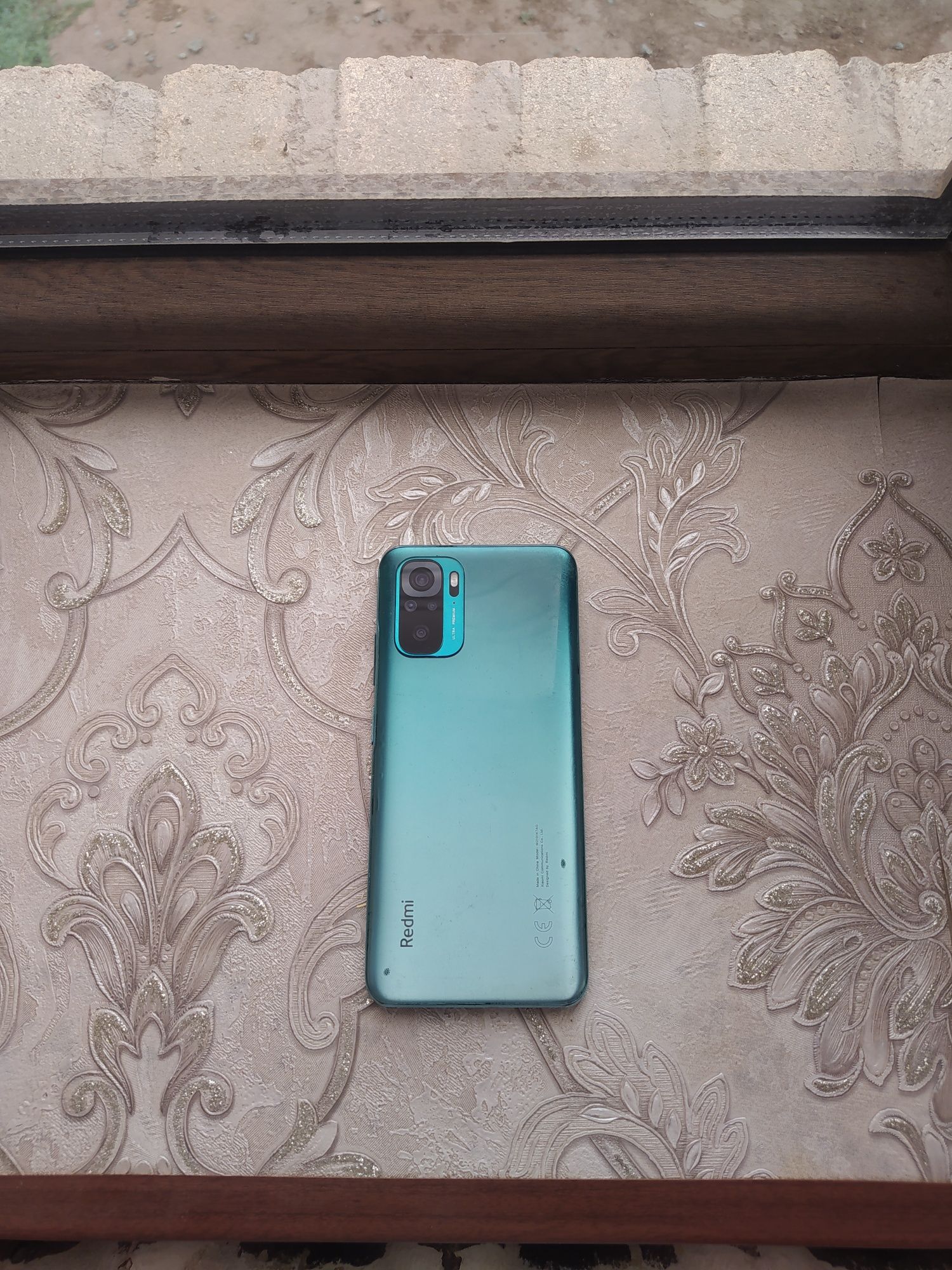 Срочно сотилади redmi note 10 6/64 1300 ming redmi note 8 8/64 800 min