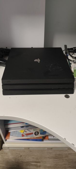 Vand ps4 pro cu un controller