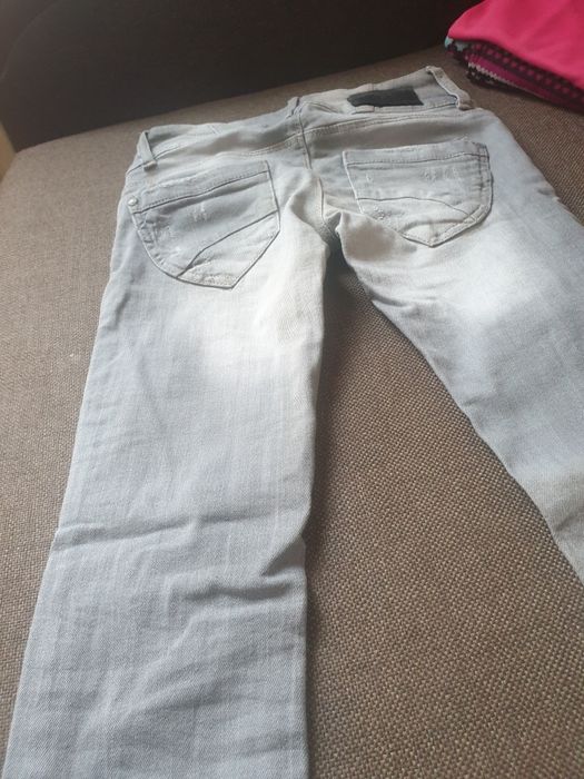 Blugi dama culoare gri