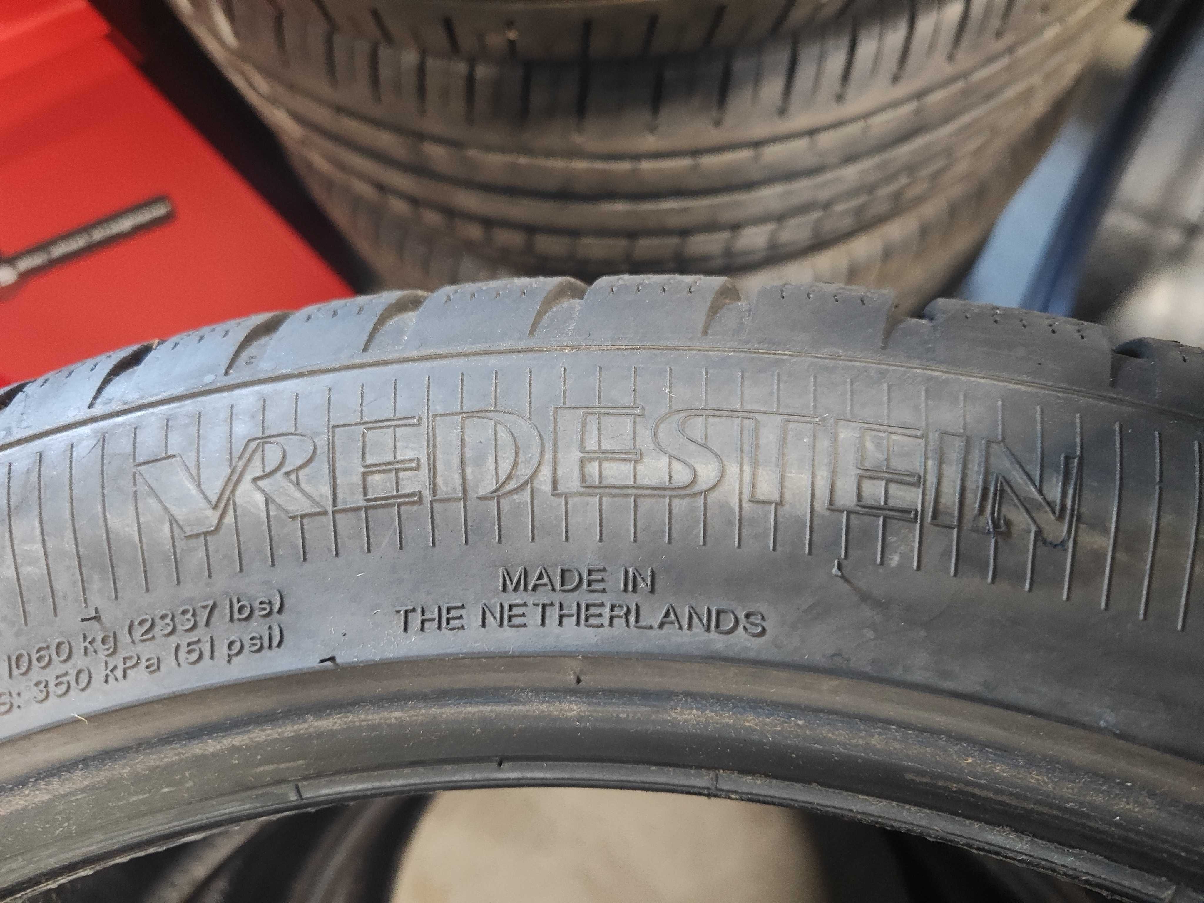 4бр. Всесезонни гуми 285/40/22 Vredestein