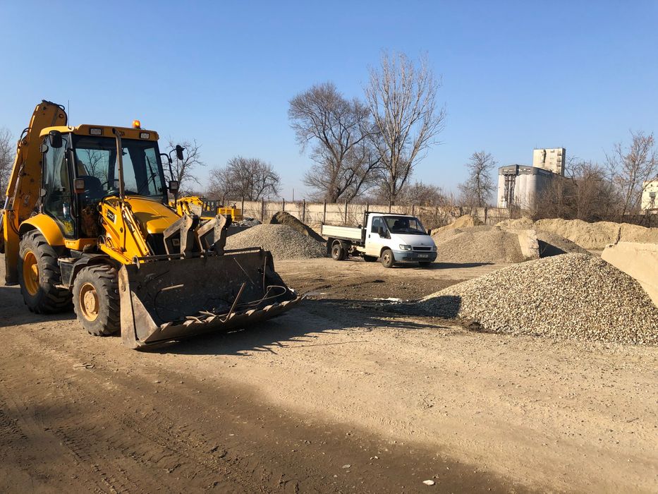 Închiriere buldoexcavator