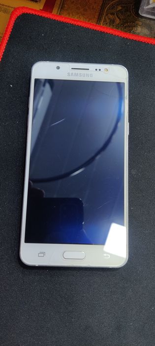 Samsung  Galaxy J5