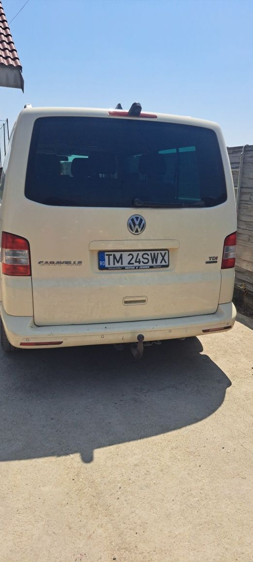 And microbuz T5 caravelw
