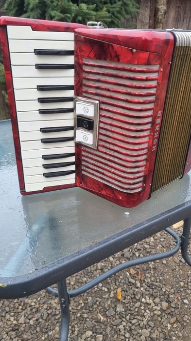 Acordeon hohner student iv 32 basi