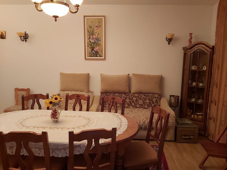 Doua case la pret de una. AGAPIA - FILIOARA