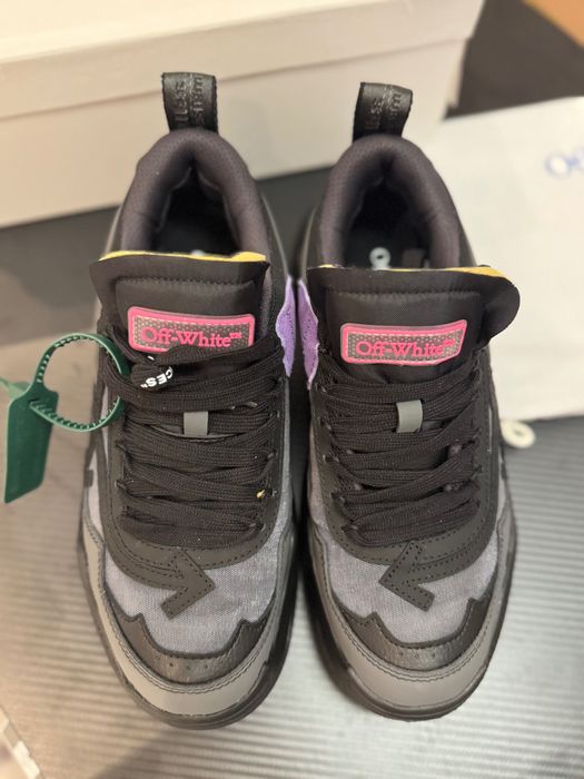 Off white Odsy 1000